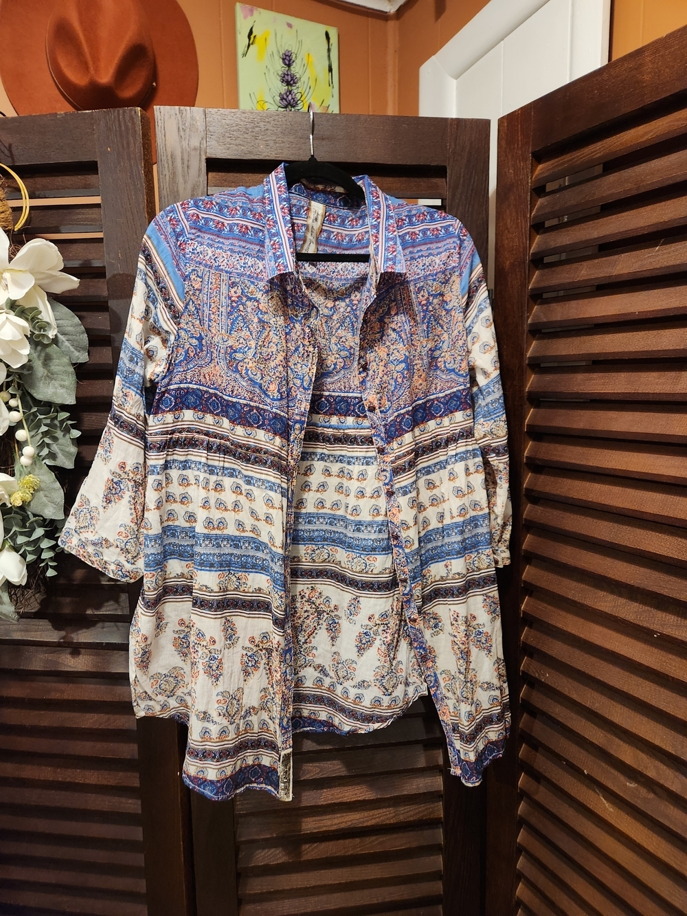 Aratta Blue and Cream Paisley Button-Up Tunic